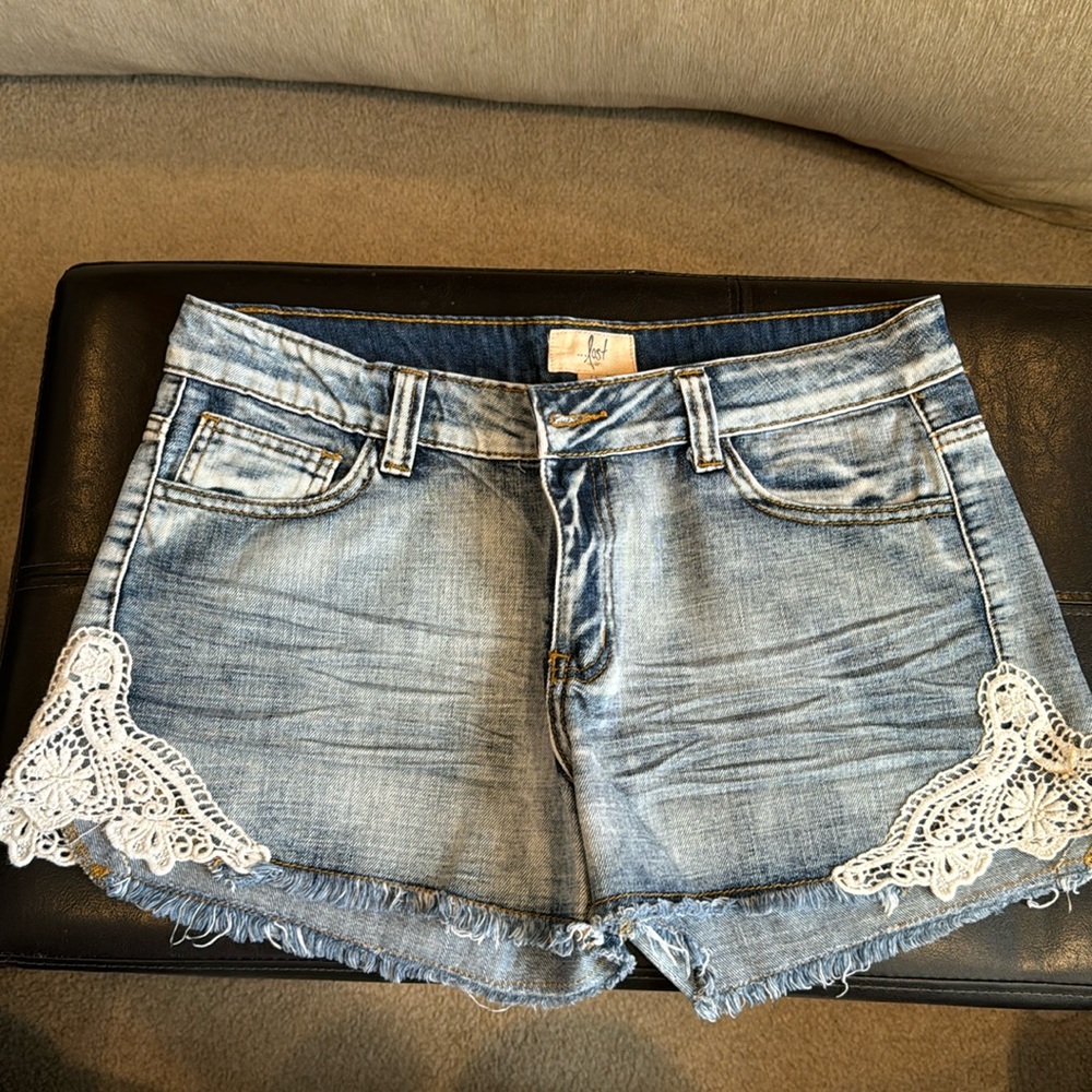 Lost Jean shorts